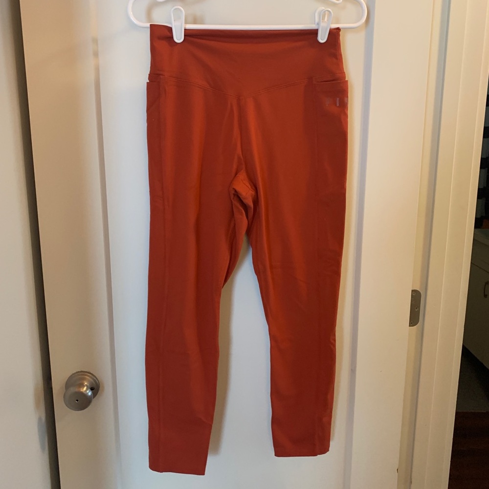 Victoria's Secret PINK Orange Ultimate Legging, Medium